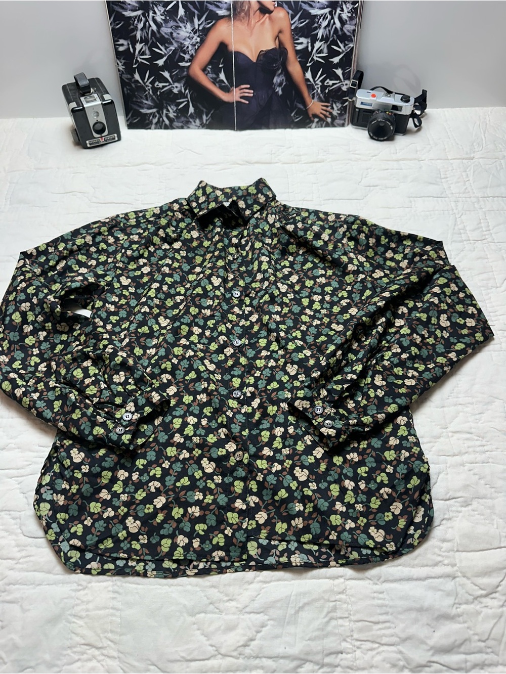 Y2K Dark Floral Button Up Shirt | 90s Indie Sleaze Minimalist Blouse - Picture 2 of 10